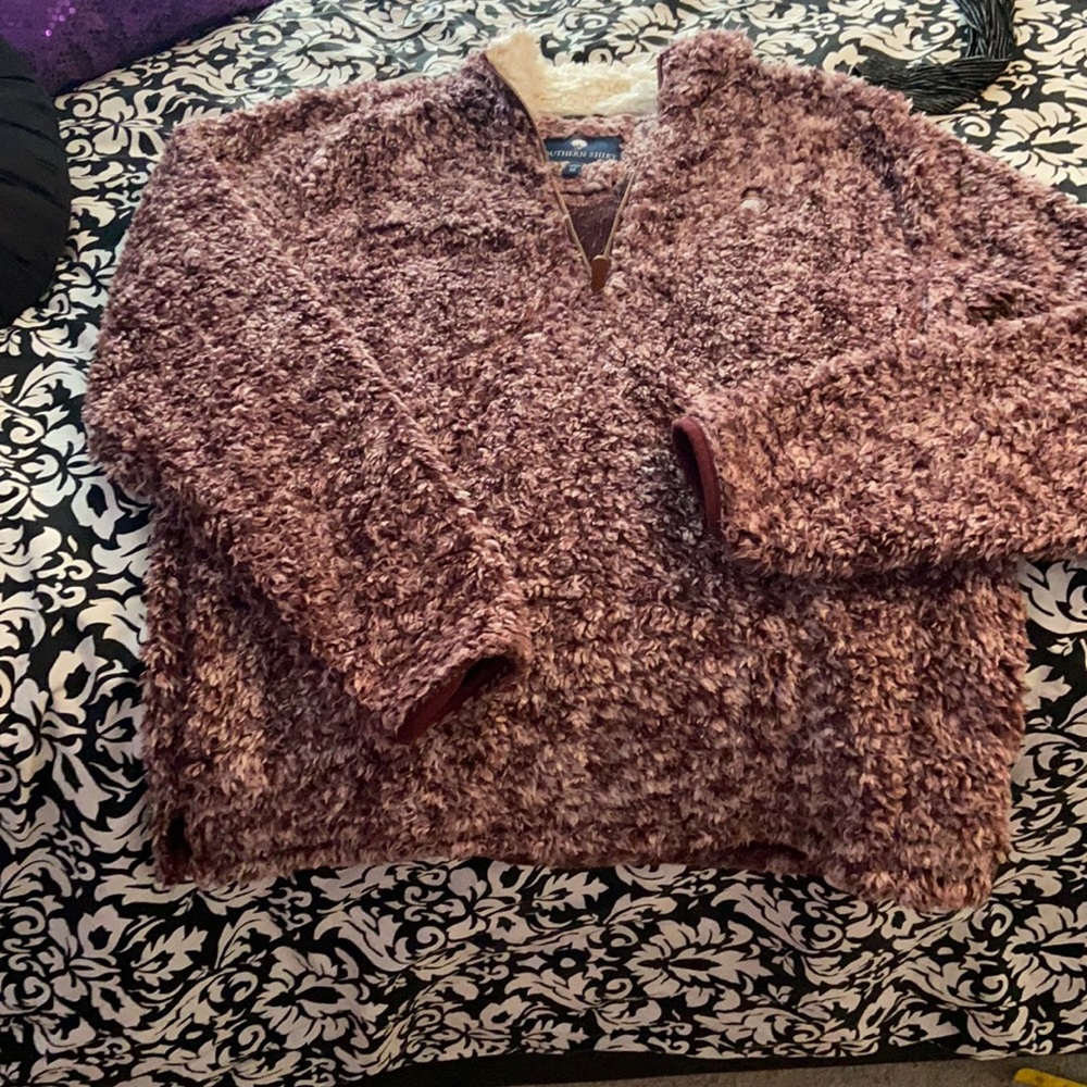 Ladies size medium, Southern Shirt brand, very warm cozy fluffy